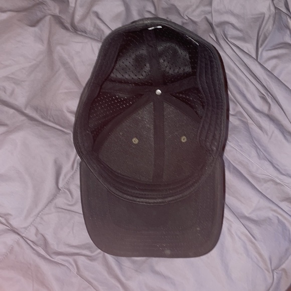 Nike Hat - Picture 2 of 2